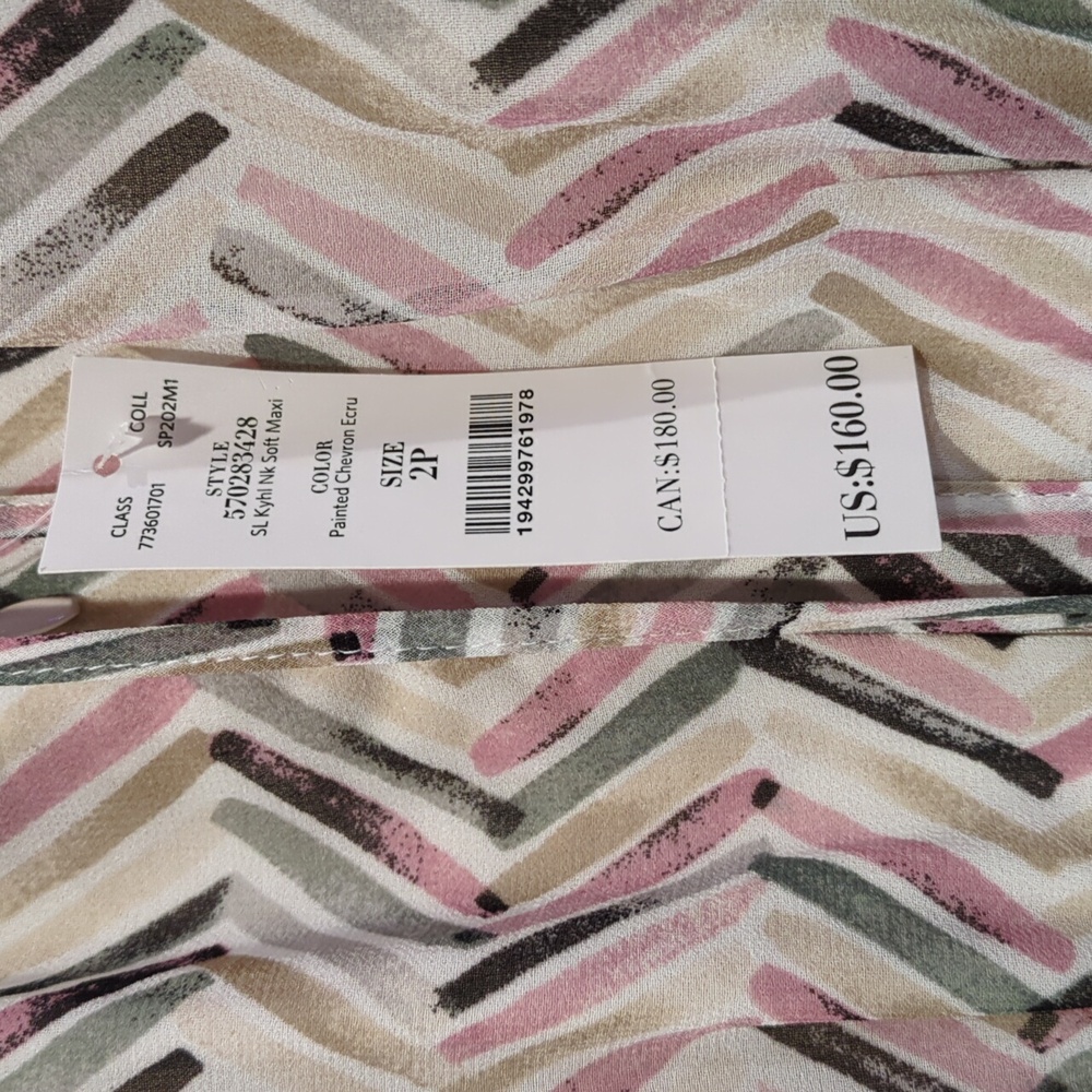 White House Black Market Chevron Maxi Dress in Pink, Blue, and White Size 2p - Picture 10 of 10